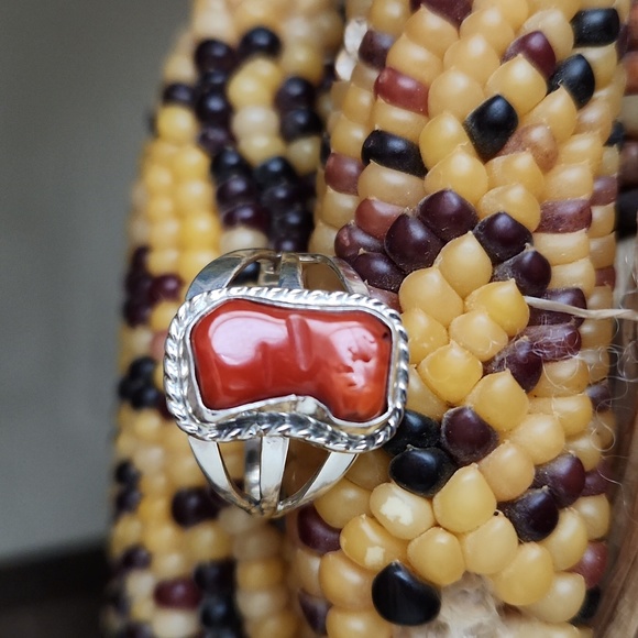 Gorgeous NWOT Native American Navajo Handmade Coral & Sterling Ring ♥️🎁💍 - Picture 12 of 13